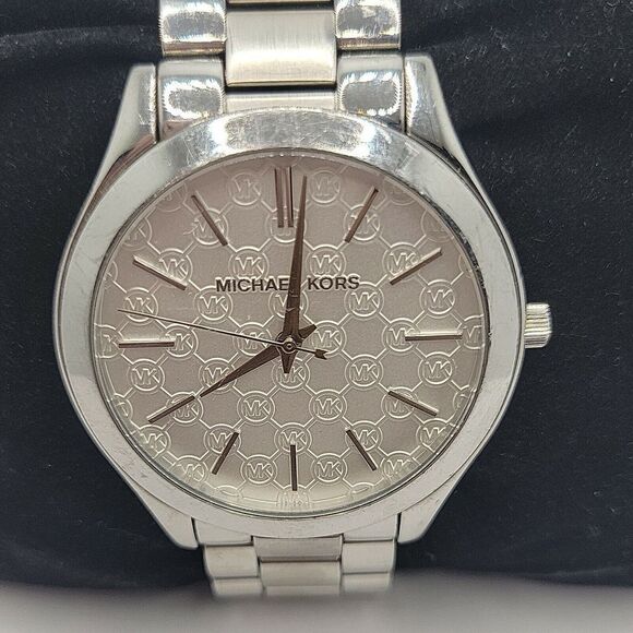 Michael Kors Runway MK3371 Womens Stainless Steel Analog Dial Quartz Watch BC697 - Picture 1 of 10